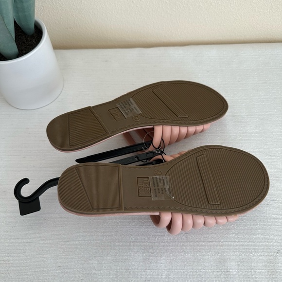 New Time And Tru Blush Pink Vegan Tubular Multi Band Slide Sandals Woman’s 9 - Picture 9 of 9